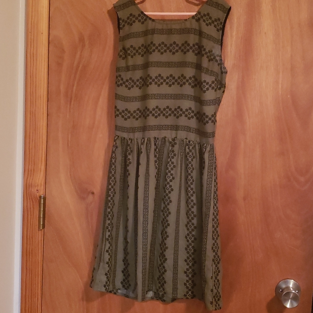 Green and black summer dress